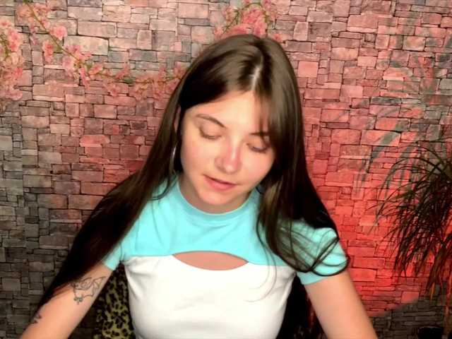 mayrollins live cam on BongaCams