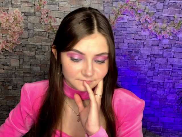 mayrollins live cam on BongaCams