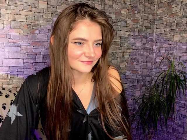 mayrollins live cam on BongaCams