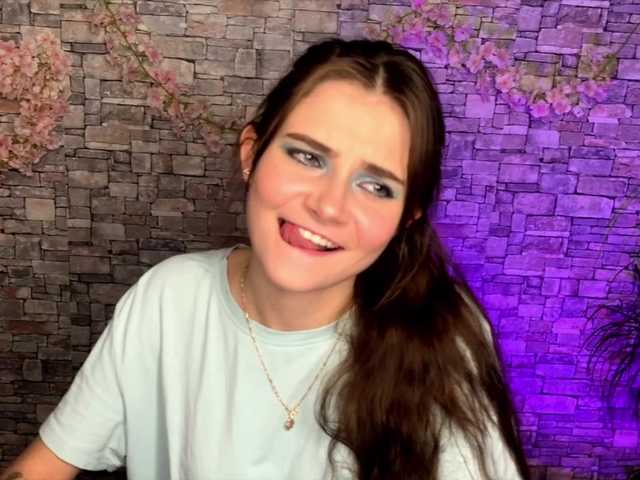 mayrollins live cam on BongaCams