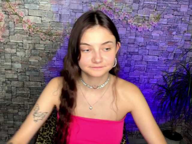 mayrollins live cam on BongaCams