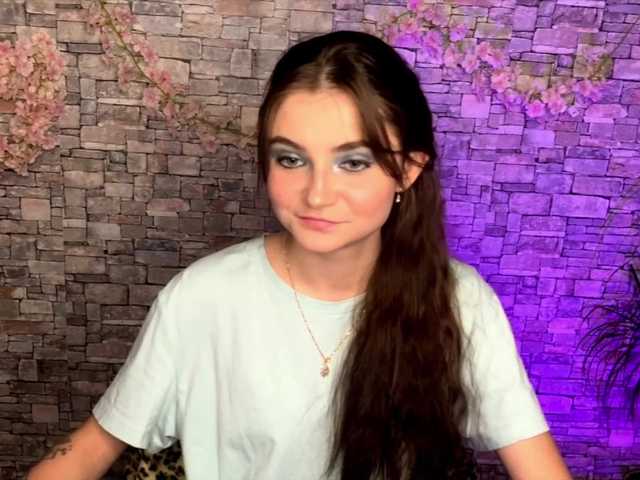 mayrollins live cam on BongaCams