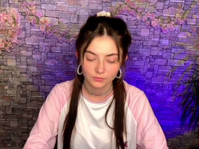 mayrollins live cam on BongaCams