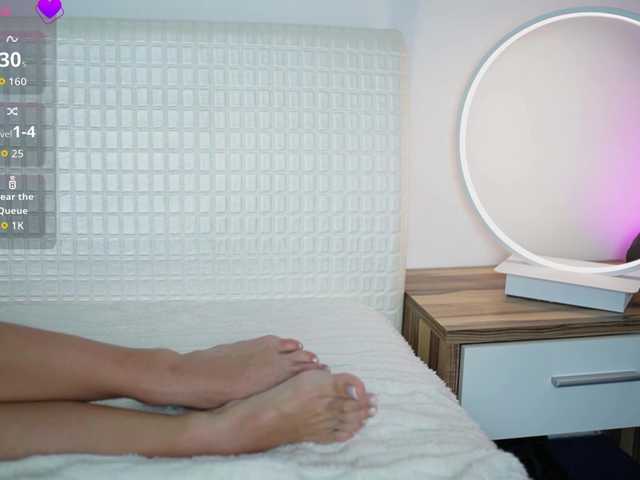 LolaBunnyDesire live cam on BongaCams