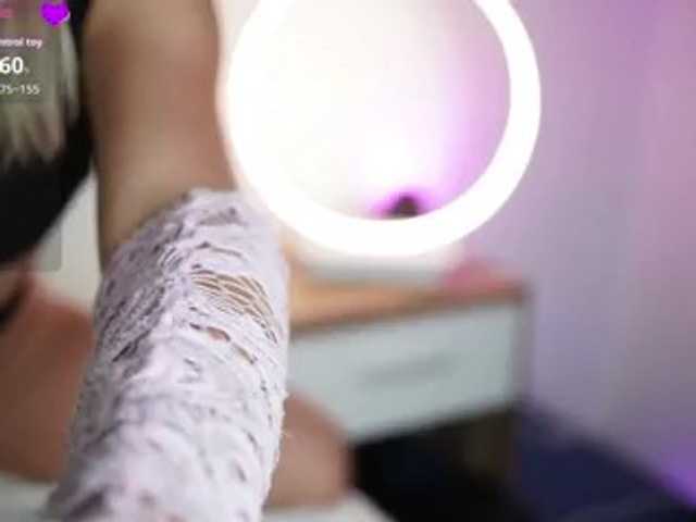 LolaBunnyDesire live cam on BongaCams
