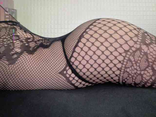 LolaBunnyDesire webcam