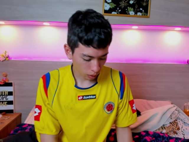 selene-rushee live cam on BongaCams