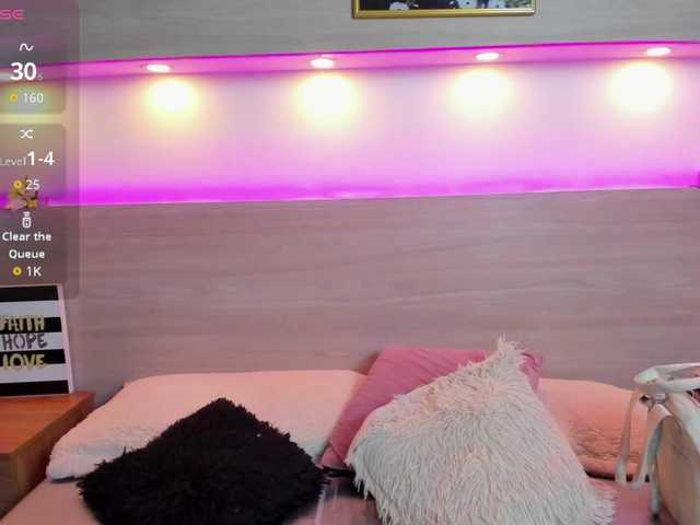 selene-rushee live cam on BongaCams