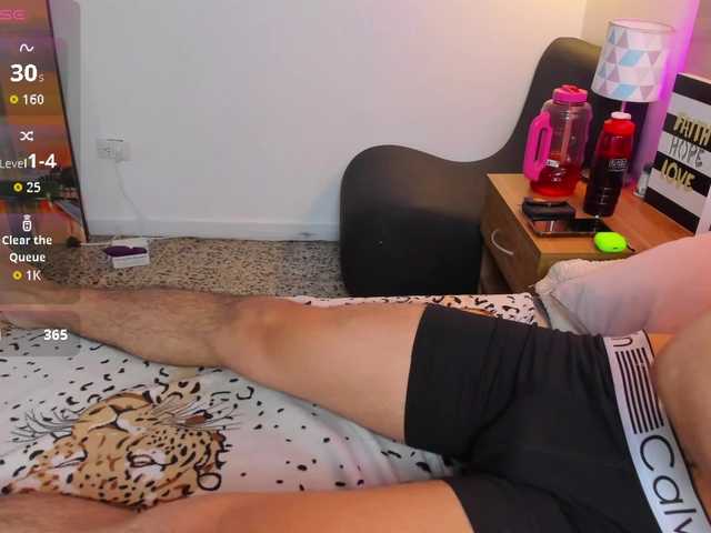 selene-rushee live cam on BongaCams