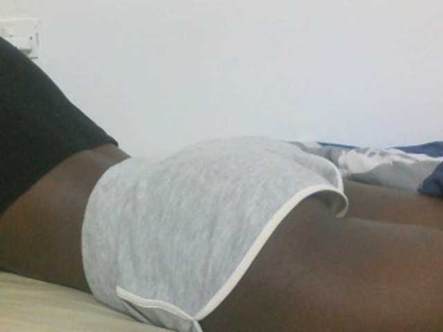 sexydiva2 live cam on BongaCams