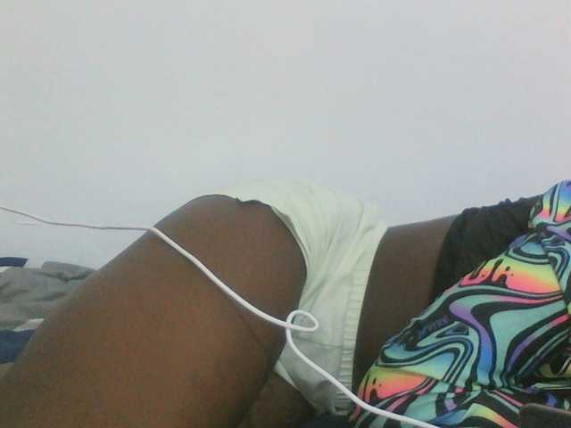 sexydiva2 live cam on BongaCams