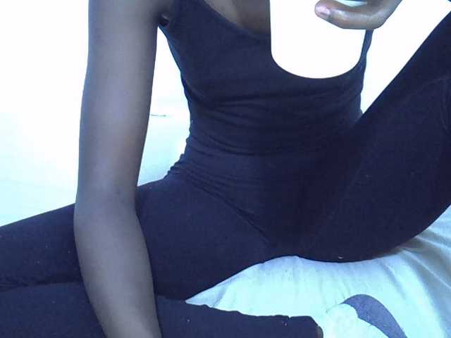 sexydiva2 live cam on BongaCams