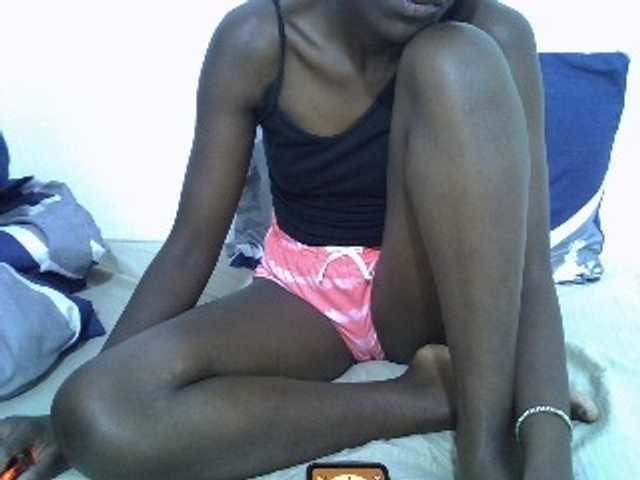 sexydiva2 live cam on BongaCams