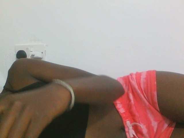 sexydiva2 live cam on BongaCams