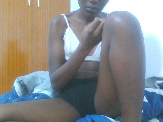 sexydiva2 live cam on BongaCams