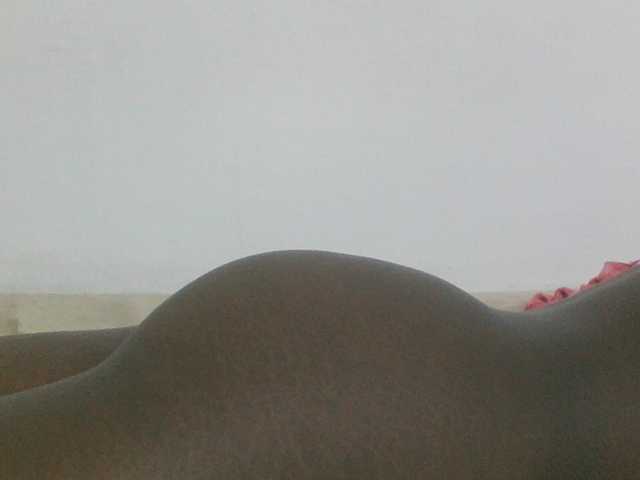 sexydiva2 live cam on BongaCams