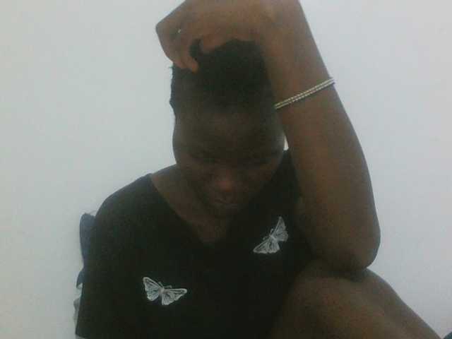 sexydiva2 live cam on BongaCams