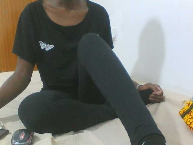 sexydiva2 live cam on BongaCams