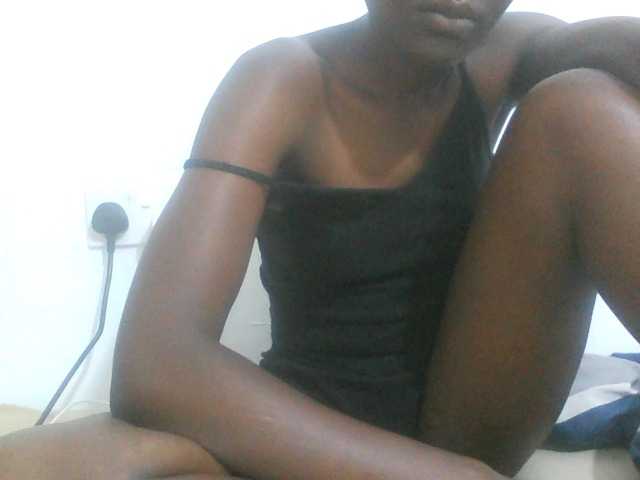 sexydiva2 live cam on BongaCams