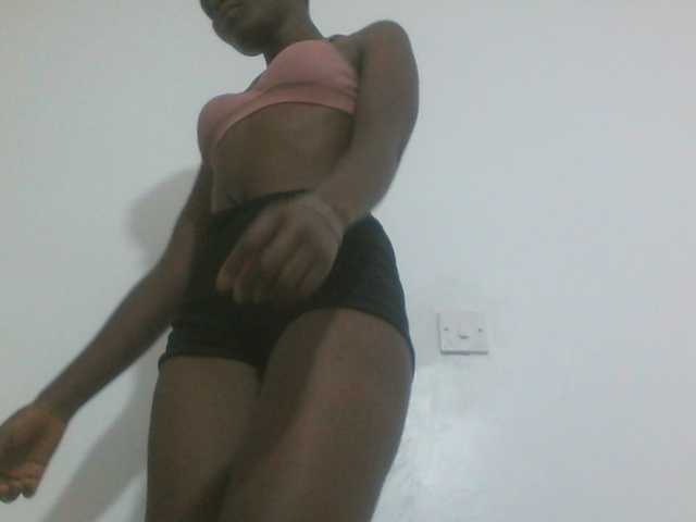 sexydiva2 live cam on BongaCams
