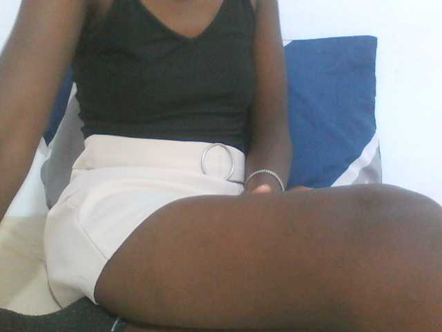 sexydiva2 live cam on BongaCams
