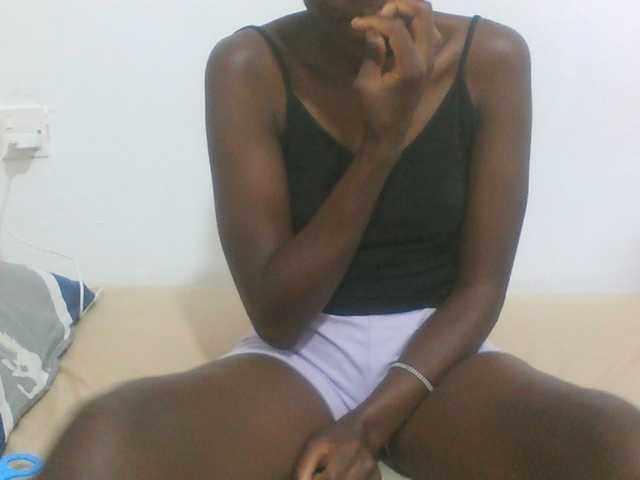 sexydiva2 live cam on BongaCams