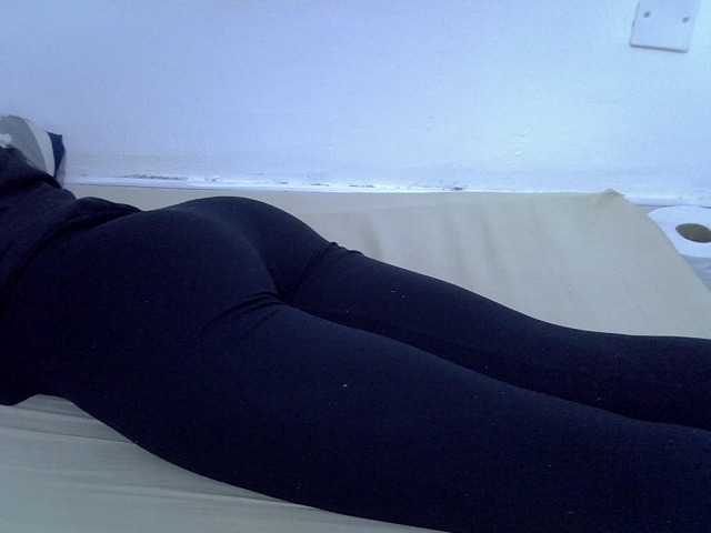 sexydiva2 live cam on BongaCams