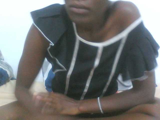 sexydiva2 live cam on BongaCams