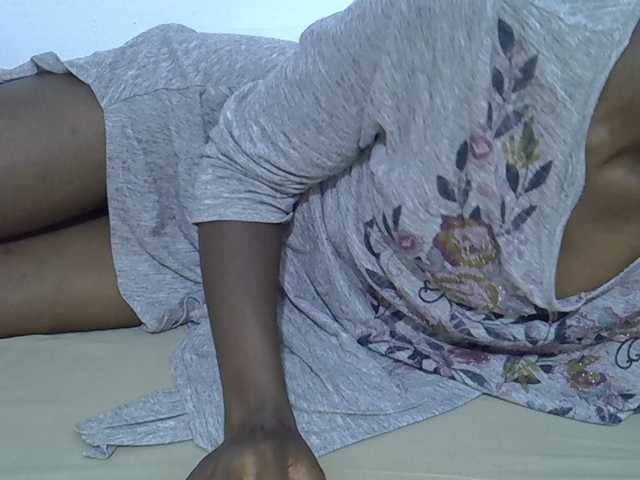 sexydiva2 live webcam show