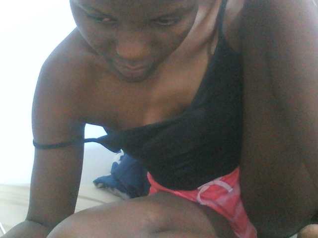 sexydiva2 live cam on BongaCams