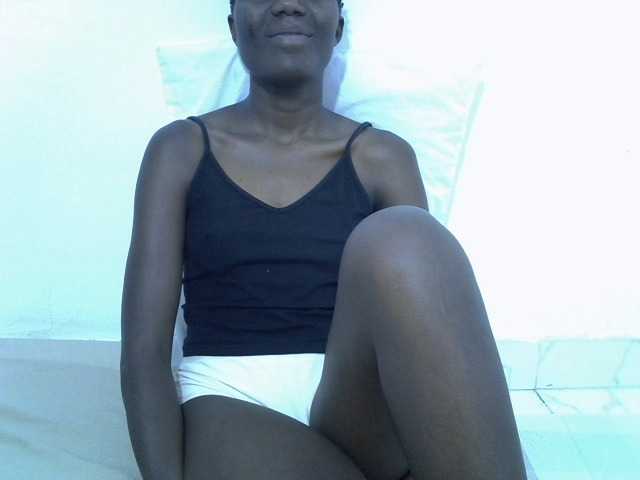 sexydiva2 live cam on BongaCams