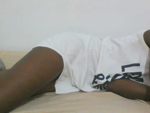 sexydiva2 live cam on BongaCams