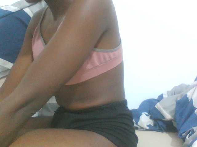 sexydiva2 live cam on BongaCams