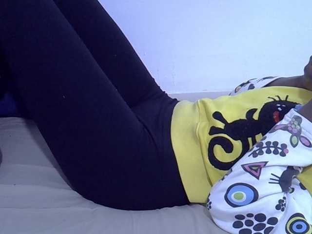 sexydiva2 live cam on BongaCams