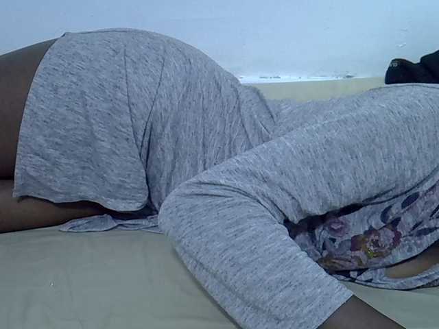 sexydiva2 live cam on BongaCams