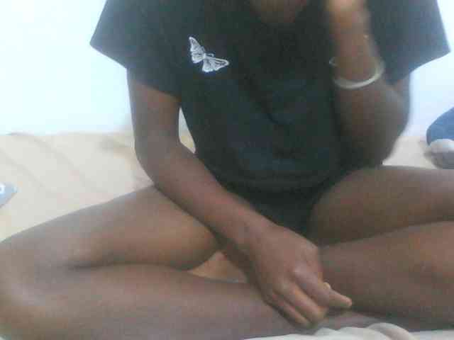 sexydiva2 webcam