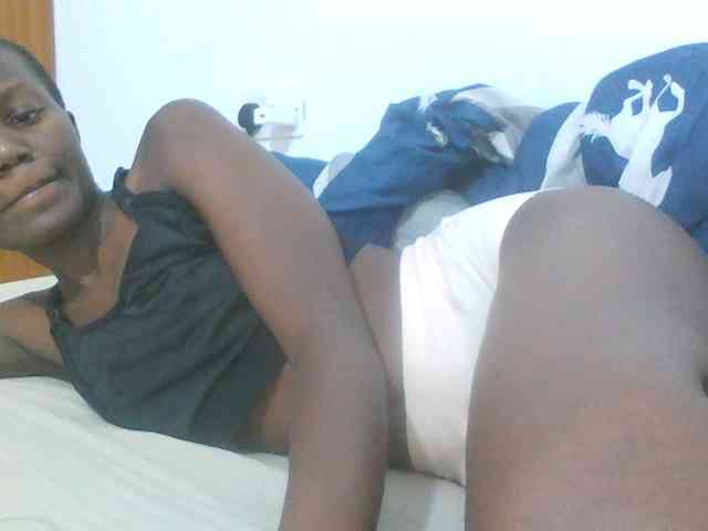 sexydiva2 webcam