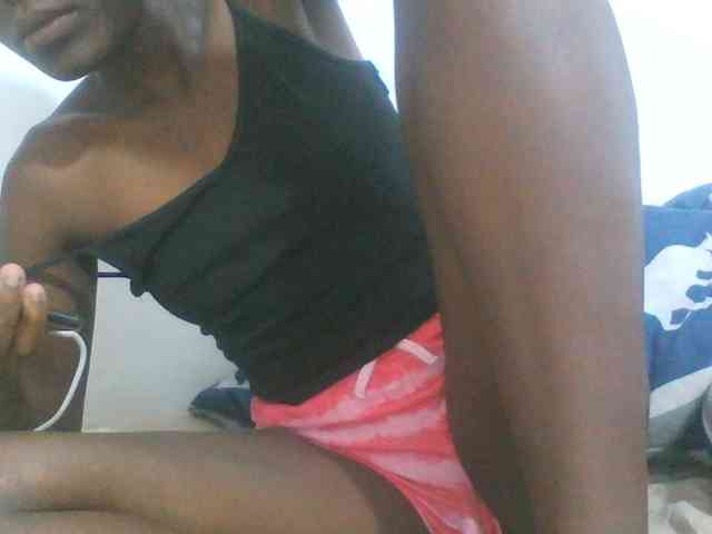 sexydiva2 webcam