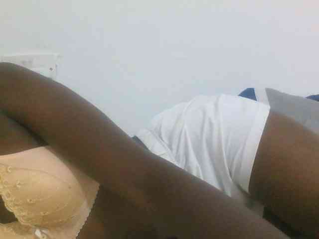sexydiva2 webcam