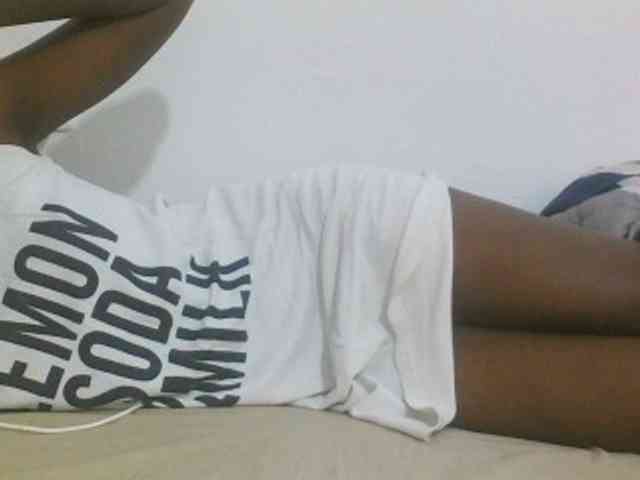 sexydiva2 webcam