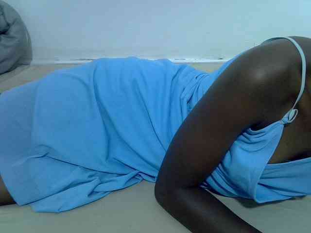 sexydiva2 webcam