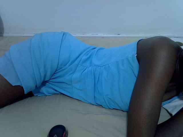 sexydiva2 webcam