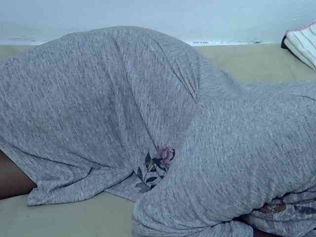 sexydiva2 webcam