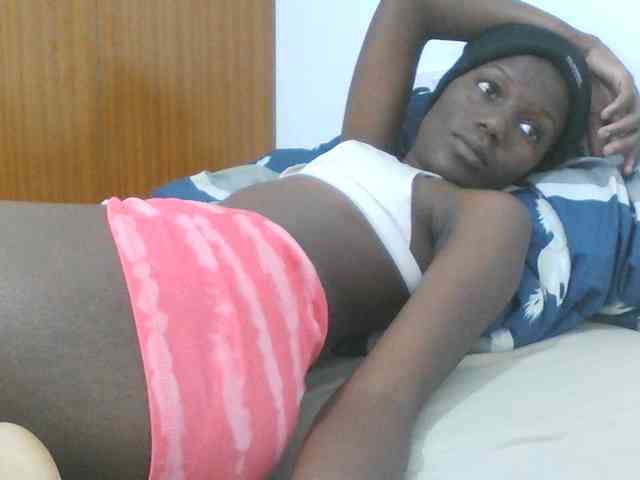 sexydiva2 webcam