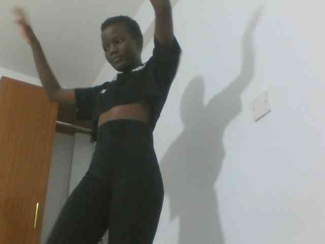 sexydiva2 webcam
