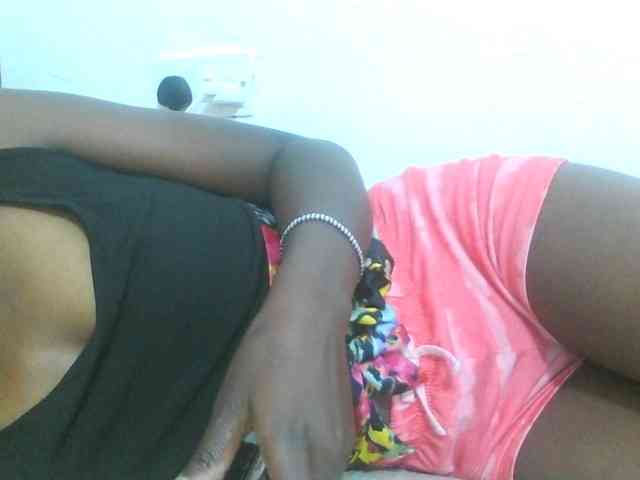 sexydiva2 webcam