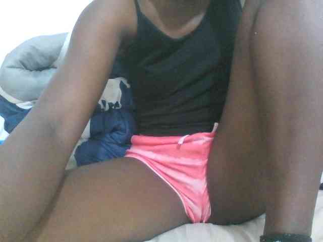 sexydiva2 webcam