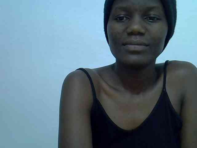 sexydiva2 webcam