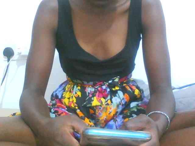 sexydiva2 webcam