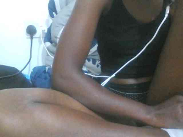 sexydiva2 webcam